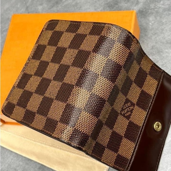 🌵Louis Vuitton Short Wallet Damier Ebene🌵 - Picture 4 of 11